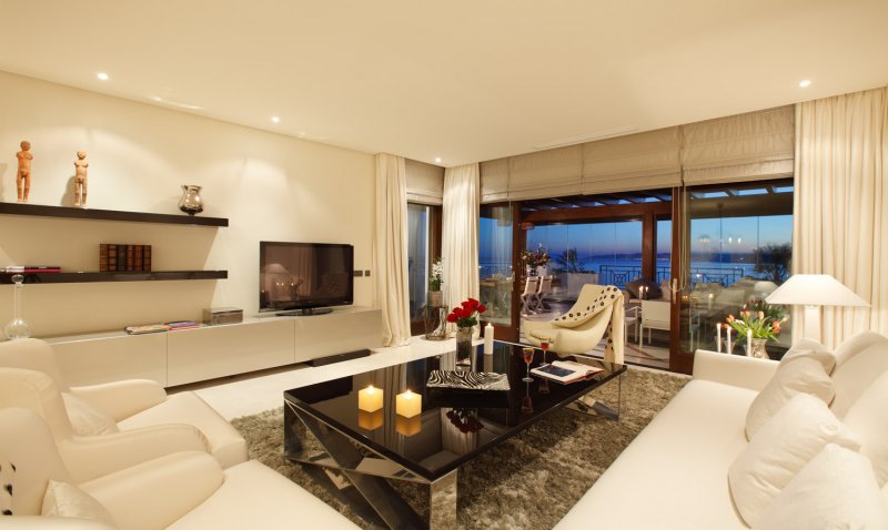 inside-living-room-penthouse